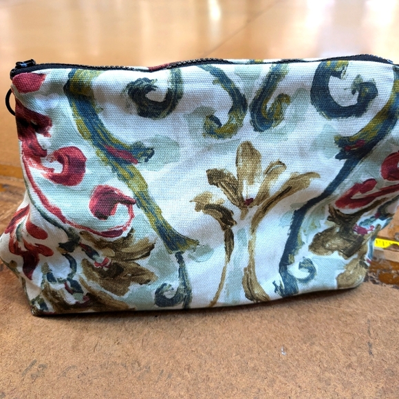 Vintage Style Handmade Makeup bag - Picture 1 of 3